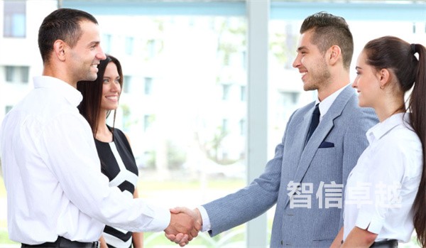 國(guó)內(nèi)翻譯公司具體的收費(fèi)價(jià)格（專業(yè)翻譯公司的收費(fèi)標(biāo)準(zhǔn)）