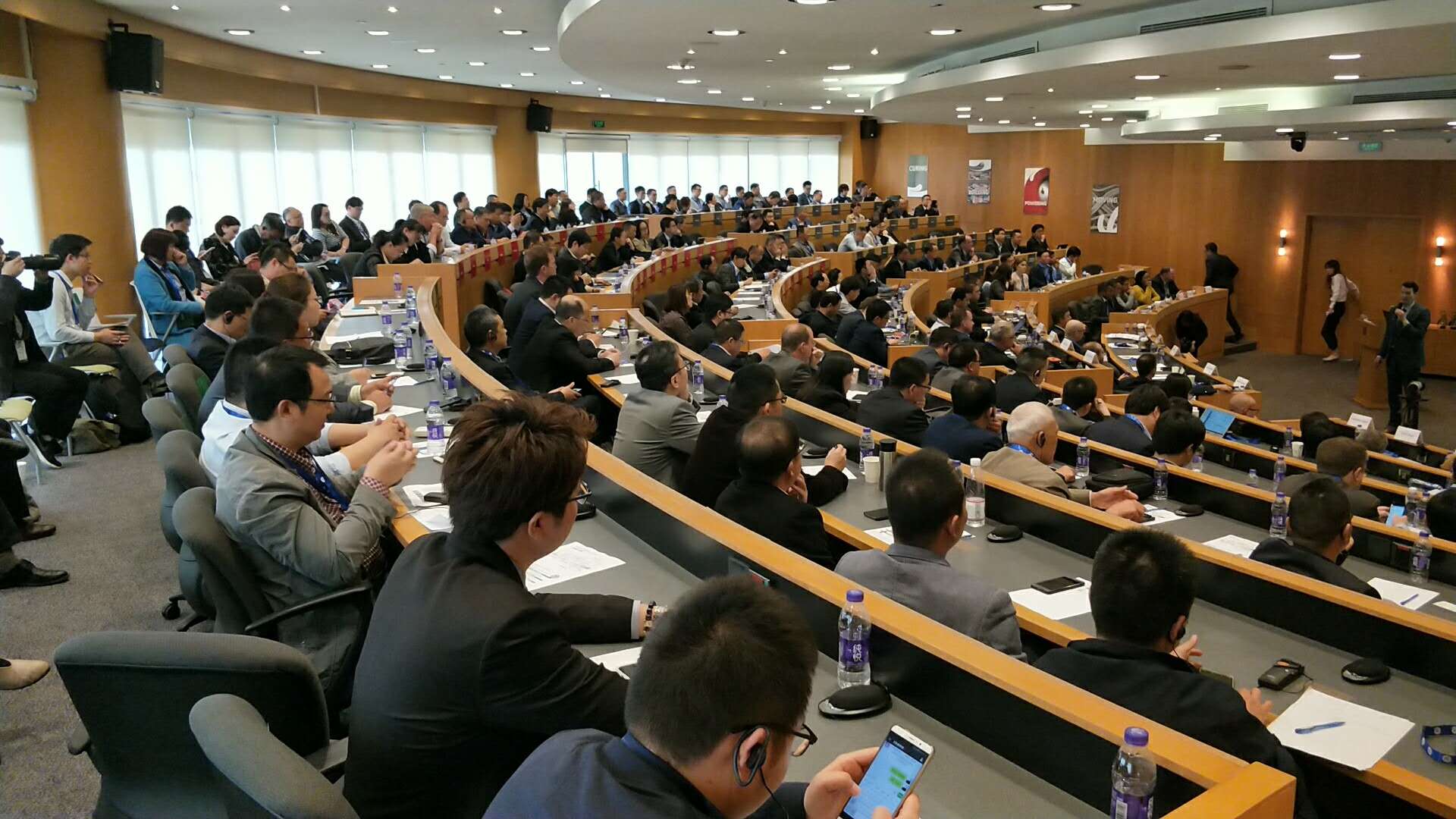 成都商務(wù)英語(yǔ)翻譯公司有哪些(哪家商務(wù)材料翻譯公司好）